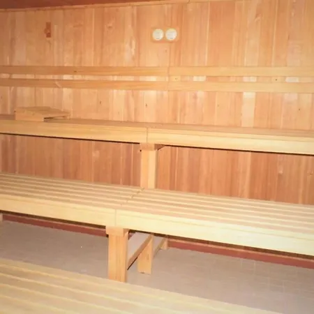 Apartment Traveloge Mit Schwimmbad Und Sauna Lübeck
