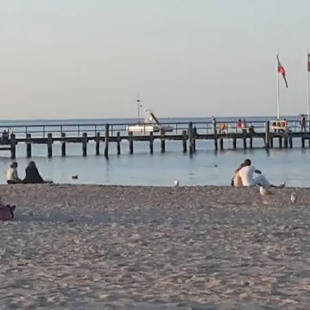 Apartment Traveloge Mit Schwimmbad Und Sauna *